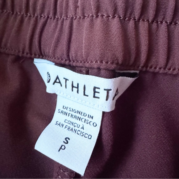 Athleta New Endeavor High Rise Relaxed Pant
Cherrywood Brown Women's Size S NWT - Picture 13 of 16
